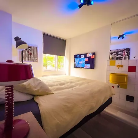 Private Art House Next To The Dunes, And Forest 4*