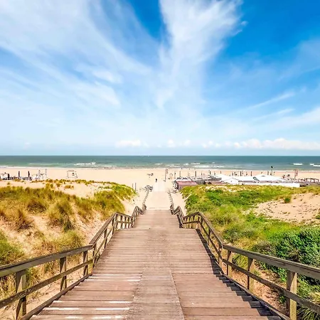 Private Art House Next To The Dunes, And Forest 4* האג