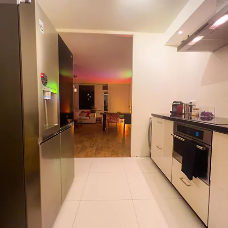 Alojamento de Acomodação e Pequeno-almoço Private Art House Next To The Dunes, And Forest